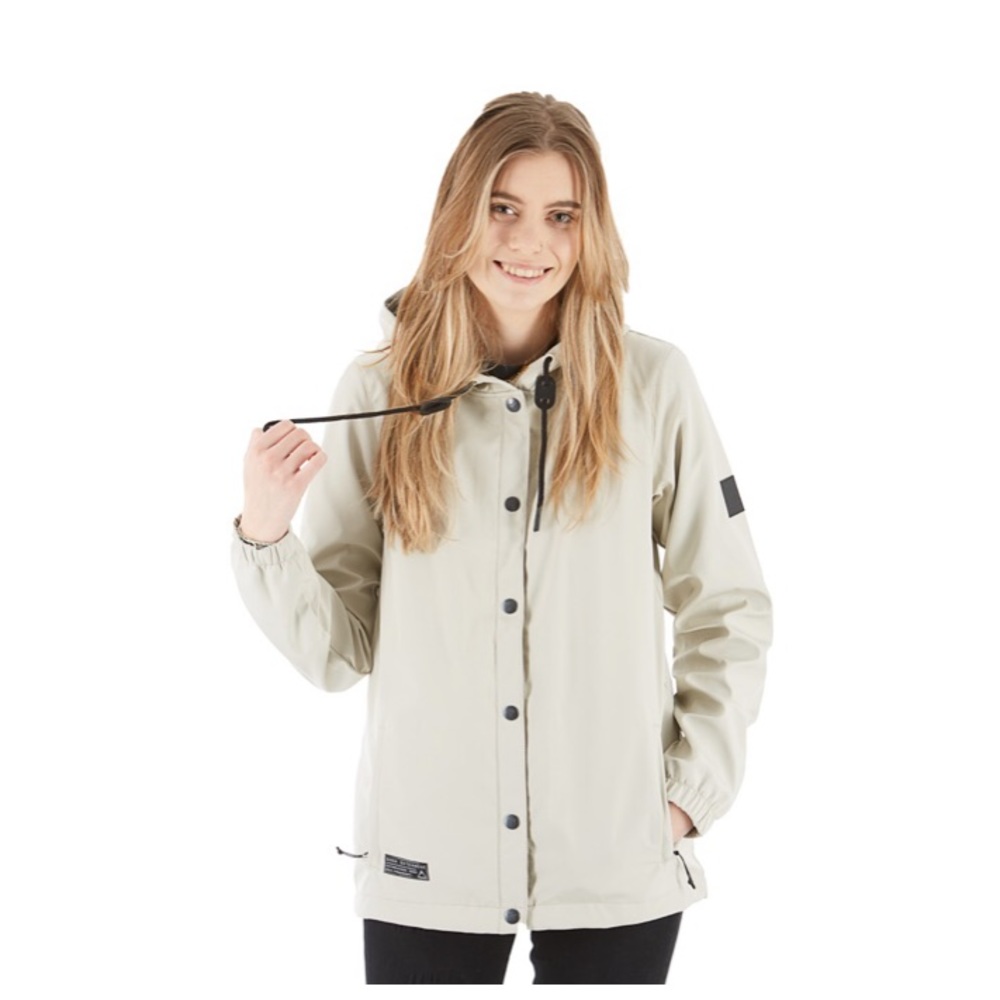 Saga Crew Jacket - Picture 3 of 10